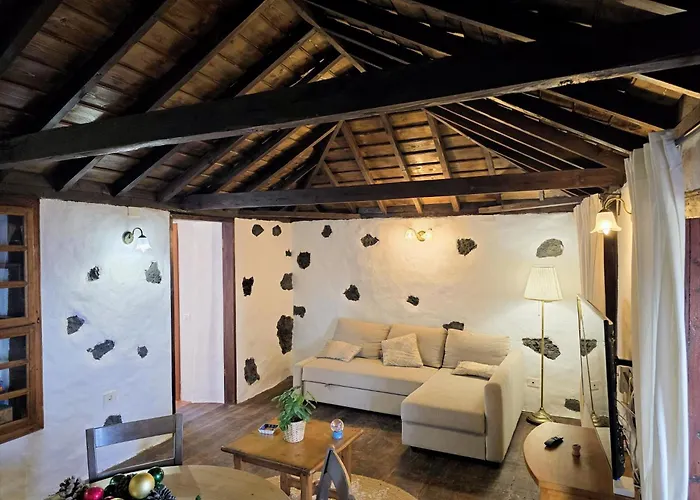 Сasa de vacaciones El Moral 1